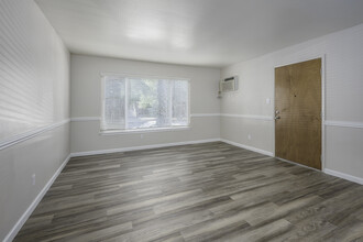 1711 N Street, Sacramento in Sacramento, CA - Building Photo - Interior Photo