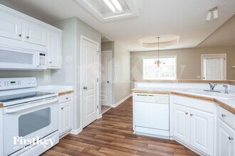 833 Brandon Dr in Winder, GA - Foto de edificio - Building Photo