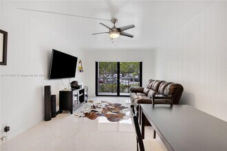 1000 River Reach Dr, Unit 119 in Fort Lauderdale, FL - Building Photo - Building Photo