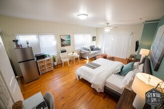 26 Breeze Ave in Los Angeles, CA - Building Photo - Building Photo