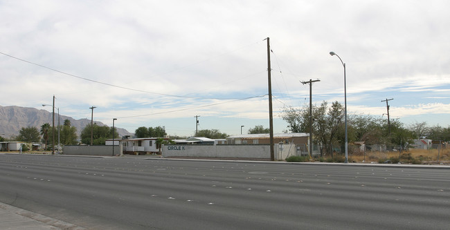 Las Palmas Mobile Home Park in Las Vegas, NV - Building Photo - Building Photo