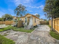 4319 Chapman St photo'