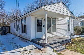 3818 Vilbig Rd in Dallas, TX - Building Photo - Building Photo