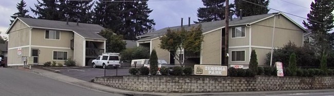 Sequoia Park Apartments in Vancouver, WA - Foto de edificio - Building Photo