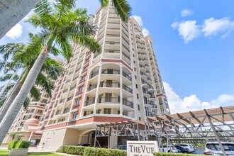 2001 N Ocean Blvd, Unit 1405 in Fort Lauderdale, FL - Building Photo - Building Photo