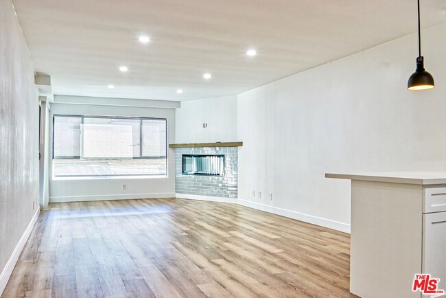 1115 14th St in Santa Monica, CA - Building Photo - Building Photo
