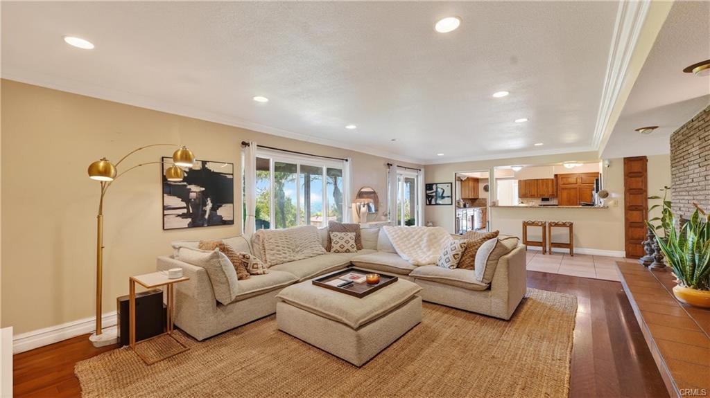 1414 Raymond Ave in Fullerton, CA - Building Photo