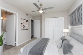 Avondale Place in Avondale Estates, GA - Building Photo - Building Photo