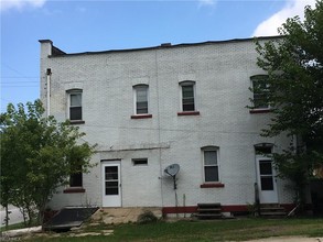 601 Mason St in Niles, OH - Foto de edificio - Building Photo