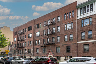 440 E 22nd St in Brooklyn, NY - Foto de edificio - Building Photo