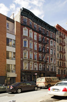 208-210 E 7th St Apartamentos