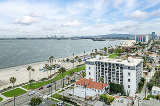 The Versailles in Long Beach, CA - Building Photo - Building Photo