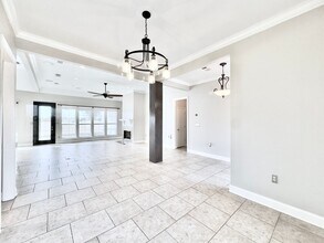 6157 Breeze Point Dr in Gonzales, LA - Building Photo - Building Photo