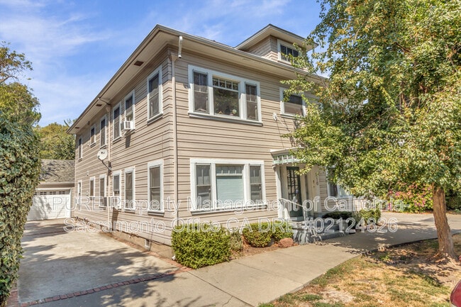 property at 816 22nd St