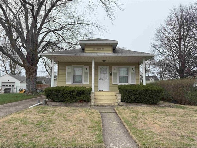 property at 1014 W 6th St