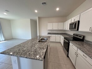 18461 N Los Gabrieles Way in Maricopa, AZ - Building Photo - Building Photo