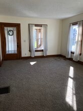 1802 Tremont Ave SW in Massillon, OH - Building Photo - Building Photo