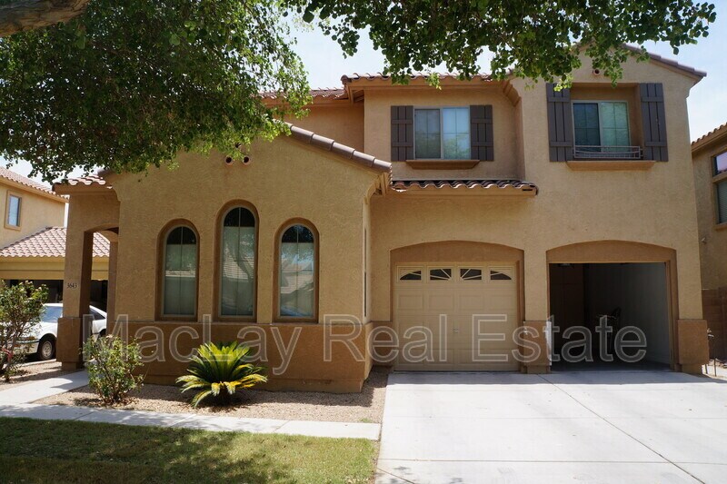 3643 E Hyatt Ln in Gilbert, AZ - Building Photo