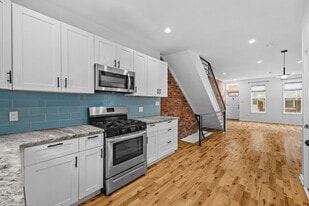 1806 S Chadwick St in Philadelphia, PA - Building Photo