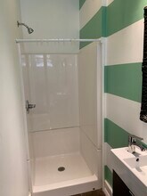 1120 N 10th St, Unit 1120 N 10th St. REAR in Quincy, IL - Foto de edificio - Building Photo