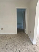 3626 SW 2nd St-Unit -2 in Miami, FL - Building Photo - Building Photo