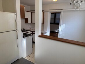 1419 West 27th St in Minneapolis, MN - Foto de edificio - Interior Photo