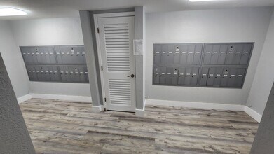 950 Egret Cir in Delray Beach, FL - Building Photo - Building Photo