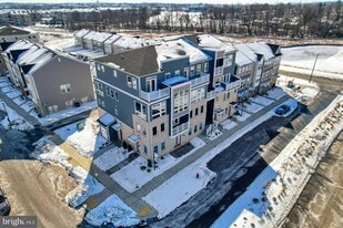 710 Iron Frg Rd in Frederick, MD - Building Photo