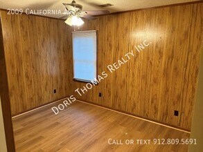 2009 California Ave in Savannah, GA - Building Photo - Building Photo