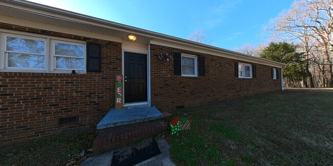 property at 517 Lois Ln