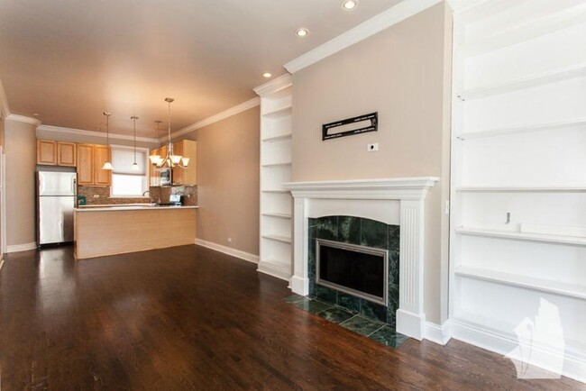 3852 N Southport Ave in Chicago, IL - Building Photo - Building Photo