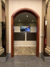 200 N Dearborn St in Chicago, IL - Building Photo - Building Photo