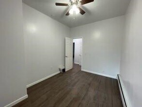 38 Jewett Ave in Jersey City, NJ - Building Photo - Building Photo