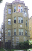 4825-4831 S Springfield Ave Apartamentos