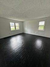 113 Spring Ave in Mingo Junction, OH - Building Photo - Building Photo