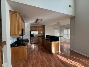 9510 Knollcrest Blvd in Alpharetta, GA - Foto de edificio - Building Photo
