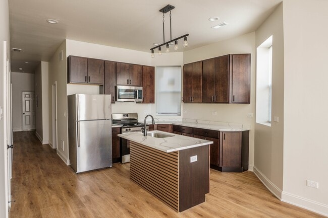 property at 6613 S Vernon Ave