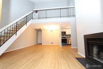 1204 Aspen Dr in Plainsboro, NJ - Building Photo - Building Photo