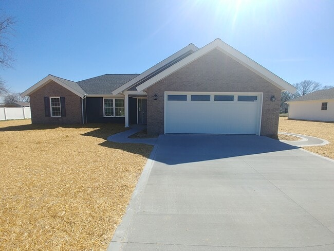 property at 1421 W Todd Ln