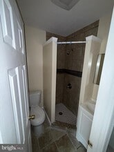 1529 S 5th St in Philadelphia, PA - Foto de edificio - Building Photo