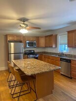 48 Chickatawbut St in Boston, MA - Building Photo