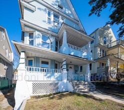 33 Giles St in Waterbury, CT - Building Photo - Building Photo