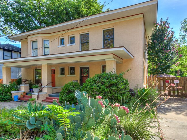property at 2014 N Lee Ave