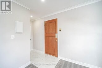 485 Mortimer Ave in Toronto, ON - Building Photo - Building Photo