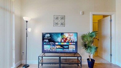 545 Bedford St, Unit SI ID1501467P in Stamford, CT - Building Photo - Building Photo