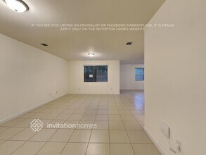 121 SE 35 Ave in Homestead, FL - Foto de edificio - Building Photo