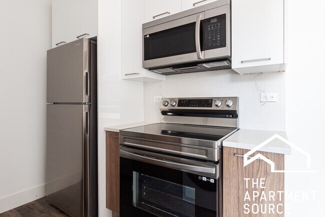 941 W Carmen Ave in Chicago, IL - Building Photo - Building Photo