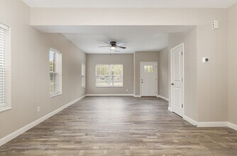2013 Terrace Ct in Florence, KY - Building Photo - Building Photo