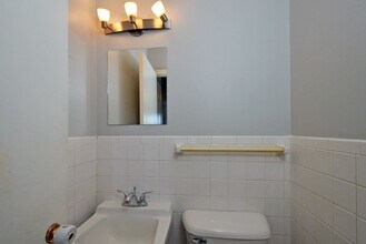 1000 50th Ave NE in Minneapolis, MN - Building Photo - Building Photo
