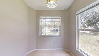 1217 Cressford Pl in Brandon, FL - Building Photo - Building Photo